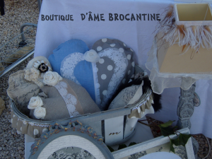 Logo de annick bottot d'âme brocantine