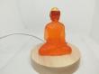 bouddha en résine orange et or avec base bois lampe led
H:9cm