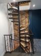 Escalier métallique hélicoïdal arabesques