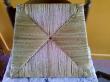 assise refaite en paille de seigle avec les angles en forme de feuille