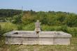 réf 213-Lavoir ancien avec fontaine sculptée