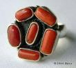 Bagues argent ornée de 5 pierres en Corail. Pièce unique. Création artisanale. Prix 59?. Taille 55.