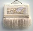 description:pochette de mariage dragon brodé nacre