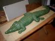 crocodile. terre cuite verte. L: 80cm