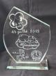 Une façon originale de se souvenir de tous les détails de sa naissance : trophée de naissance personnalisé par la gravure artisanale