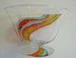 Coupe à fruits aux ondulations, verre très fin et billes de verre.Hauteur : 25cm