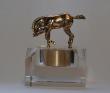 Poulain
Bronze sur socle de verre