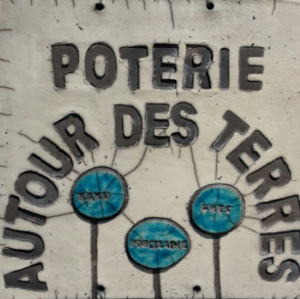 Logo de Virginie Marek Autour des terres